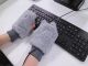 Миленькие варежки для работы с подогревом через USB от японской компании Loft