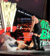 На RAW(11/07):Матч Биг Шоу против Дрю МакИнтайра и Дольфа Зиглера закончился двойной дисквалификацие