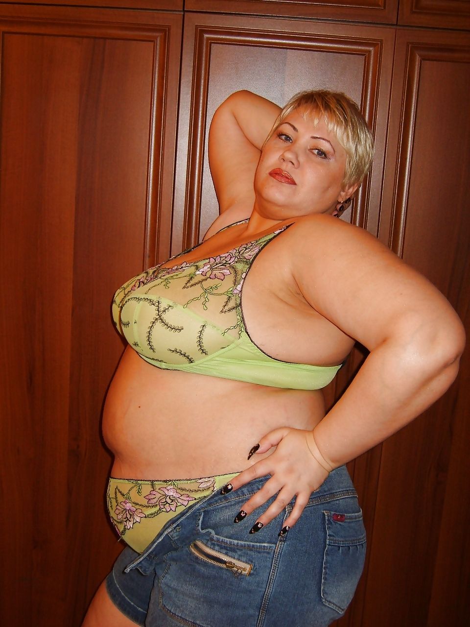 Chubby Escort