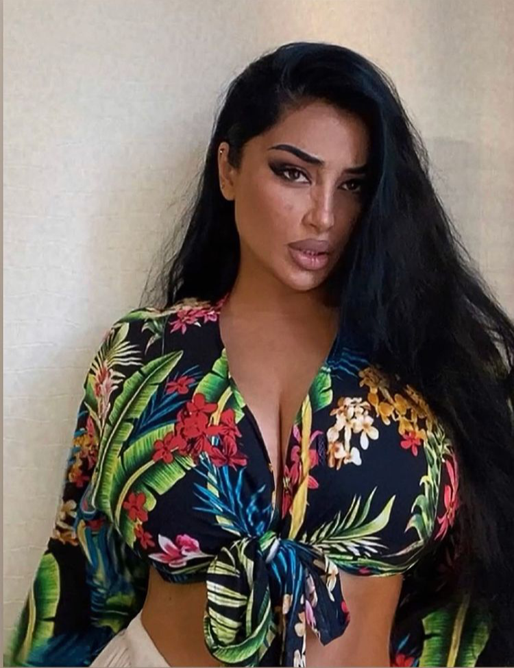 Short, Thick Girls with Big Booties - Photo Compilation - Page 6 - Happier Abroa